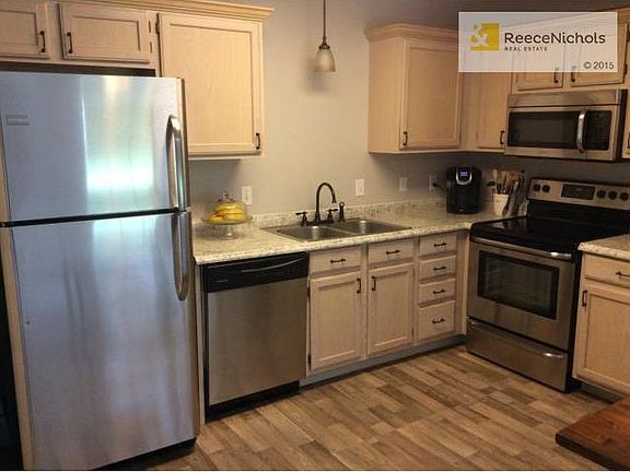 New Stainless Steel Appliances - new counter tops.