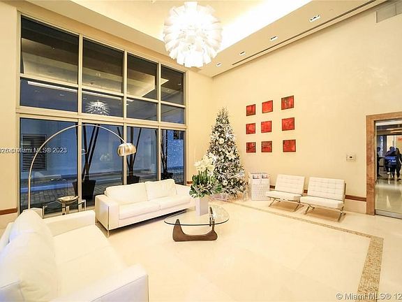 4th image of 1050 Brickell Ave APT 204