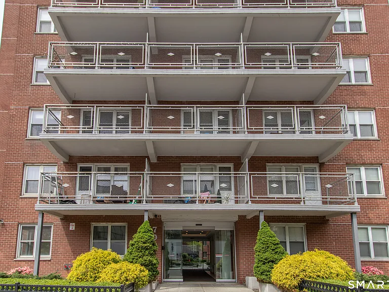 700 Summer St #7G — Photo 31