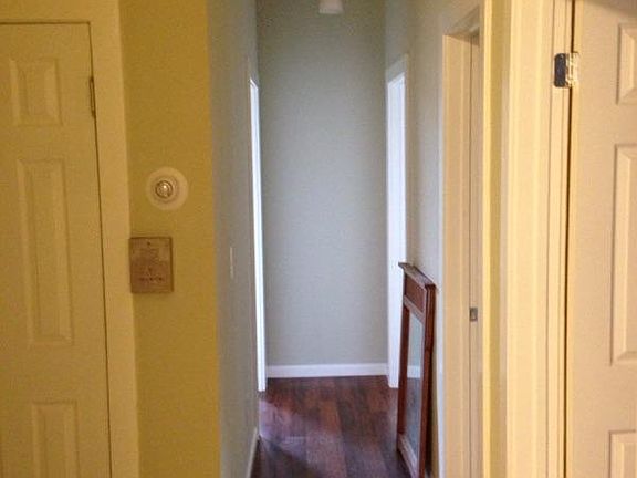 4th image of 52 N Broadway APT 1