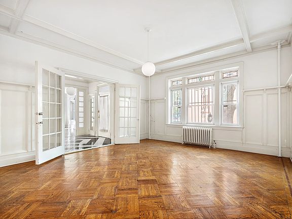 2nd image of 411 Stuyvesant Ave