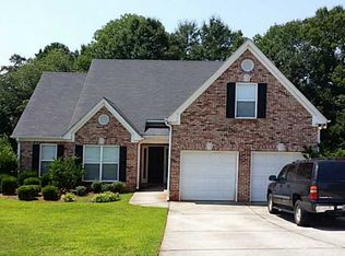 972 Coosawilla Dr, Winder, GA 30680