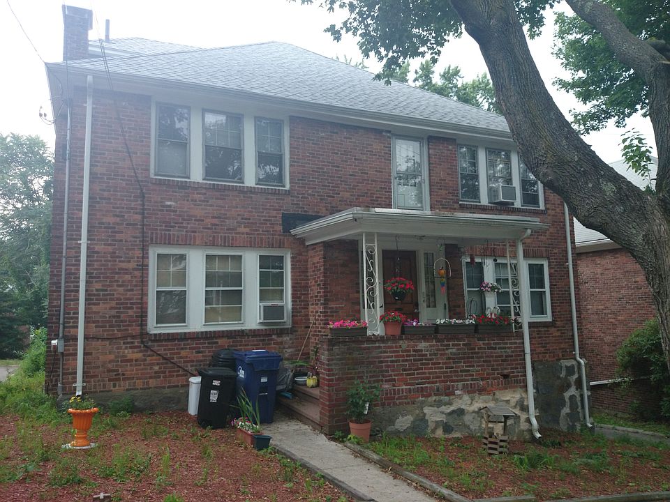 2nd image of 14 Wiltshire Rd