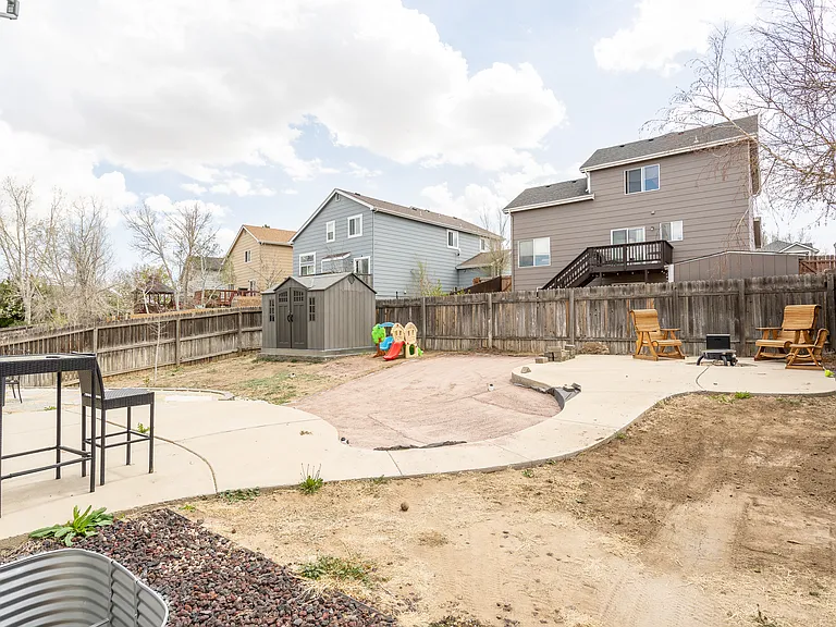 857 Regent Ct — Photo 21