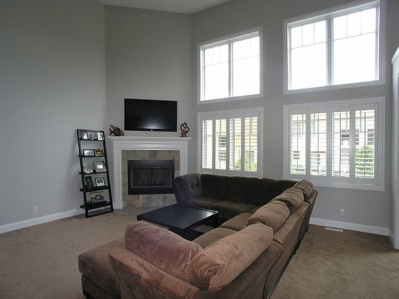4th image of 9415 Bull Rush Cir