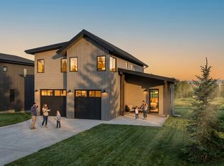 2651 New Heights Dr, Steamboat Springs, CO 80487
