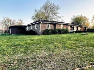 701 Hillvale Ave, Richland, MO 65556
