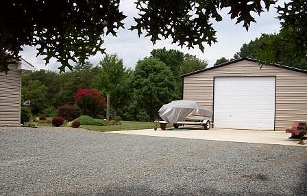 3rd image of 4753 Snow Creek Rd