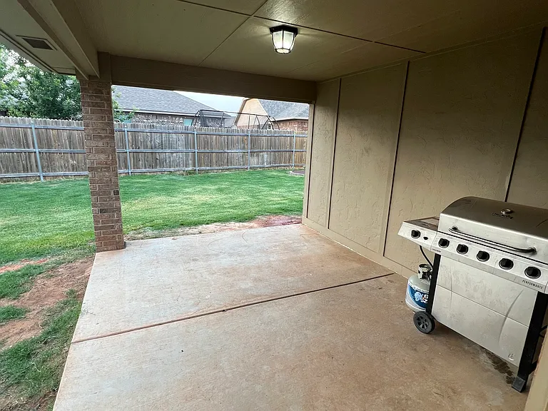 18509 Agua Dr — Photo 21