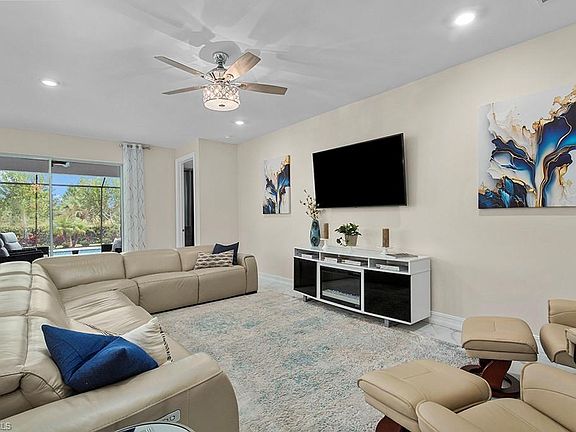 2nd image of 28005 Seasons Tide AVE