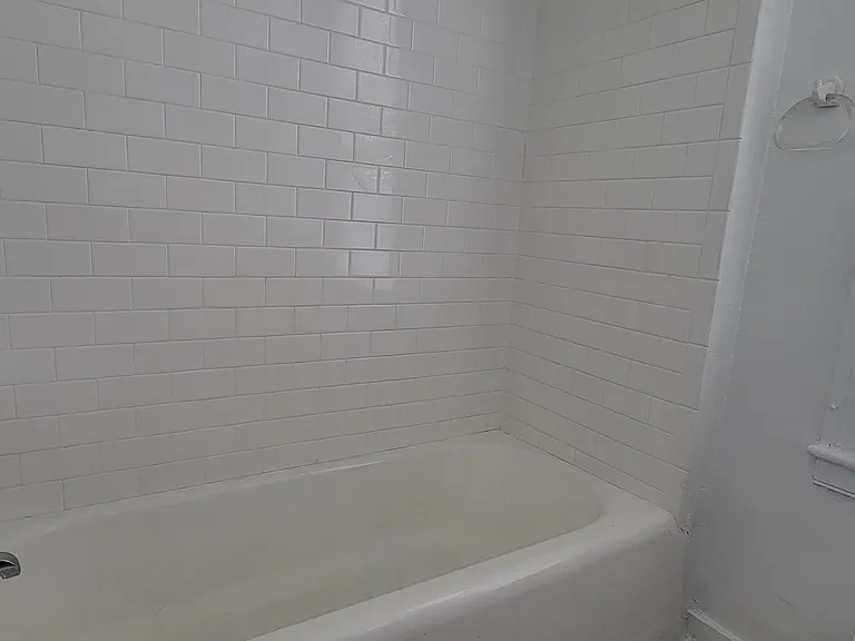 60 Hawley Ave #8 — Photo 8