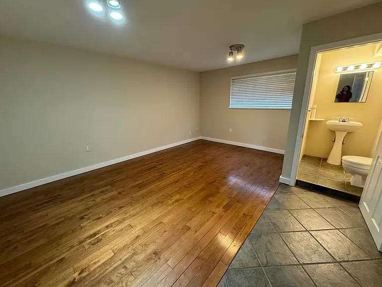 8400 Fairhurst Rd — Photo 12