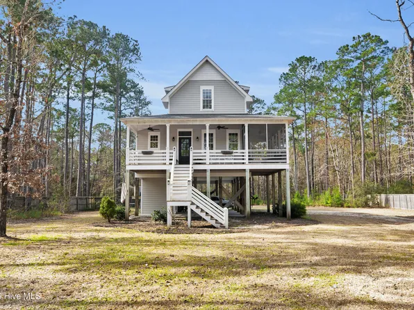 61 Spinnaker Point Road N, Oriental, NC 28571
