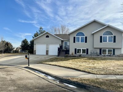 1814 Camden Ct, Pierre, SD, 57501