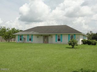 15405 Drake Ln, Biloxi, MS 39532