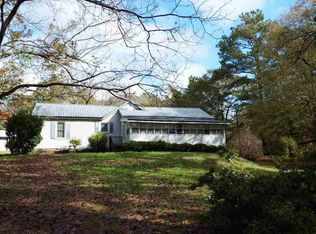 2127 Adelaide St, Newberry, SC 29108