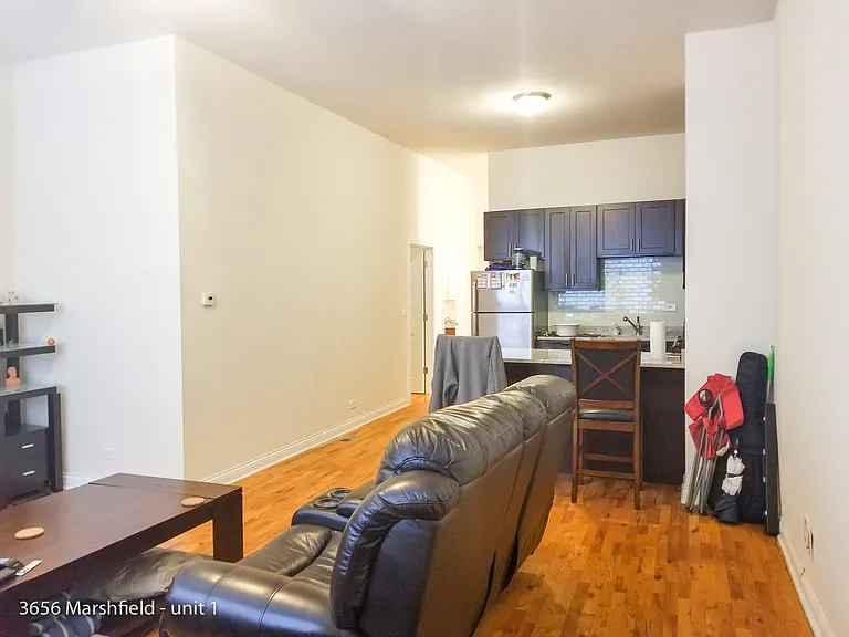 1641 W Waveland Ave — Photo 10