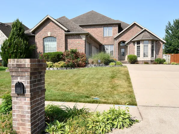 3223 S Juniper Avenue, Springfield, MO 65804