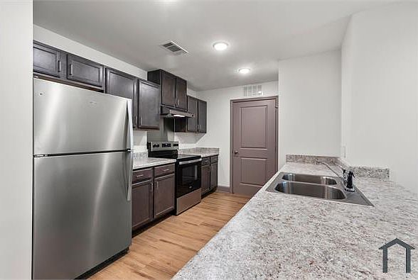 1st image of 498 Kilmayne Dr