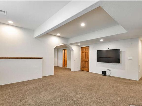2nd image of 213 Aspen Grove Way