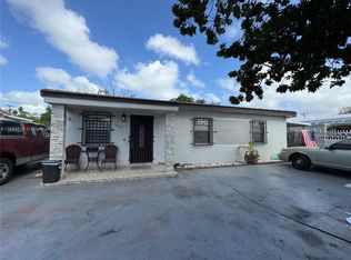 Sun-Tan Vill Sec 5, Hialeah, FL 33010