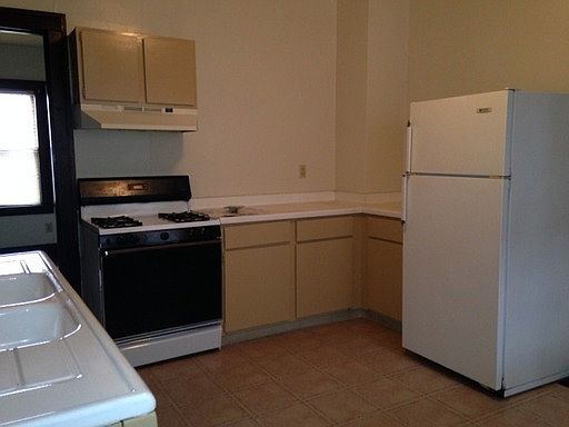 4th image of 1515 10th St #1