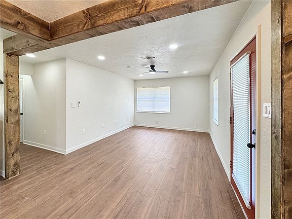 3rd image of 603 W Evans St