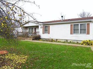 201 Walnut St, Three Oaks, MI 49128