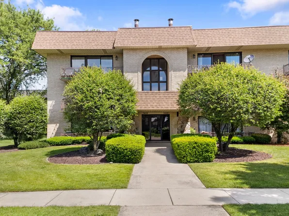 7428 W 153rd St Unit 1W, Orland Park, IL 60462