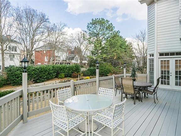 4th image of 632 Belmont Crest Dr SE