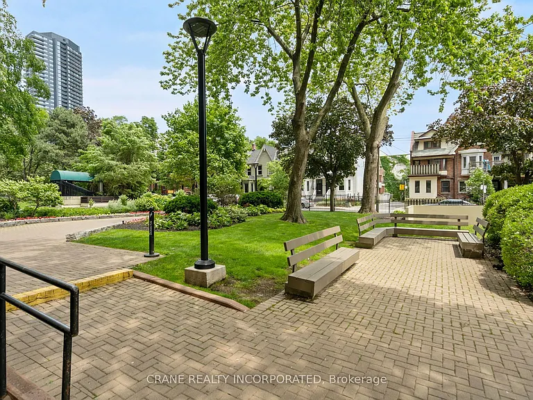 40 Homewood Ave #210 — Photo 44