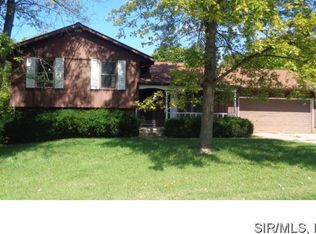 104 Westbrook Ct, Collinsville, IL 62234