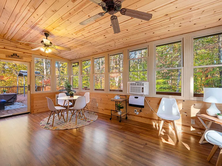 3463 Smithtown Rd — Photo 18
