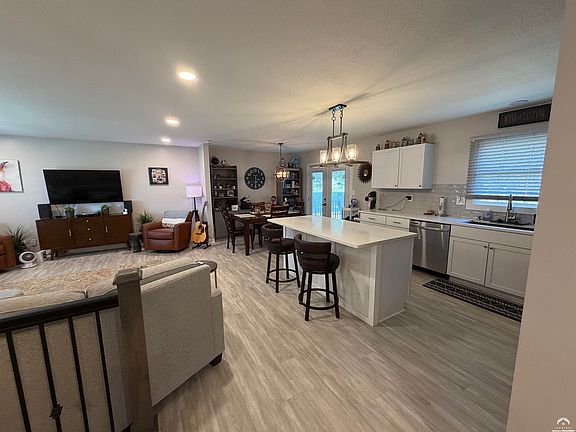 5th image of 3609 N 154th Ter