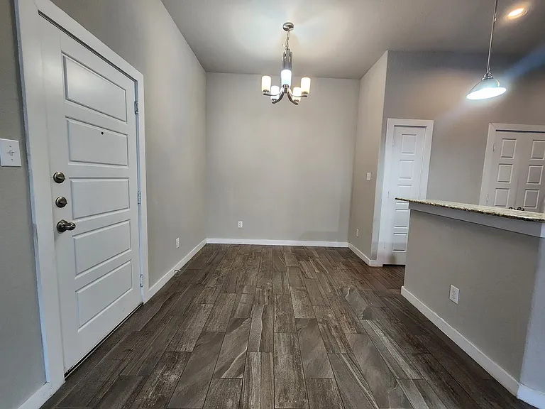 530 Creekside Frst — Photo 5