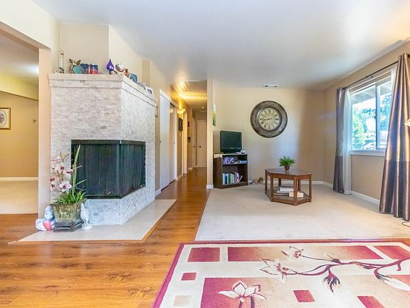 5th image of 8511 Noel Dr