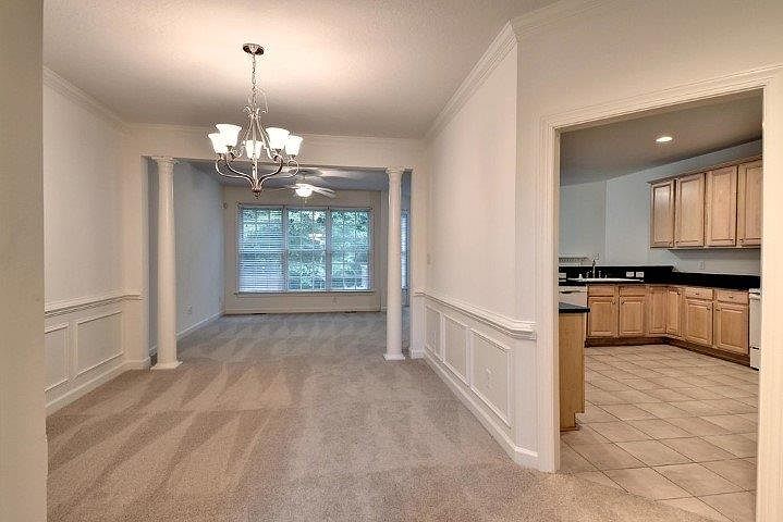 1st image of 117 Chanticleer Ct