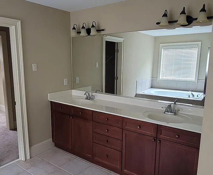 2008 Wisteria Park Ln — Photo 7