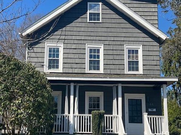 44 Northfield St