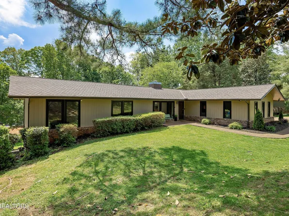 160 Saint Andrews Dr, Knoxville, TN 37934