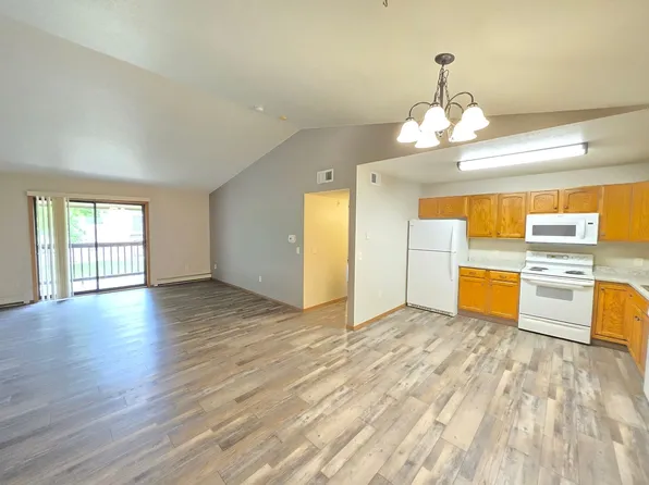 Eastern Hills Apartments, 4821 E 41st St #208, Sioux Falls, SD 57110