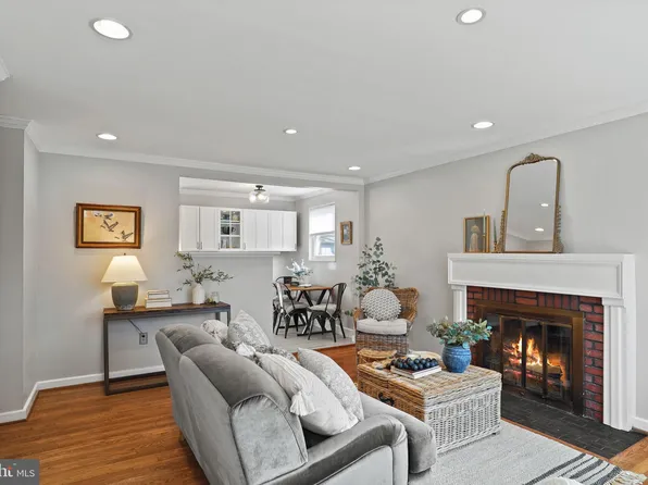 3125 King St, Alexandria, VA 22302