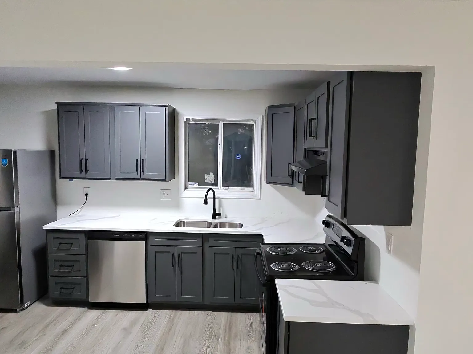 4 bed, 1500 sqft, $1,795 — Photo 2