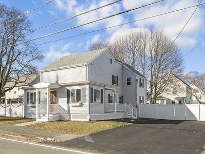 37 Salem St, Wakefield, MA, 01880