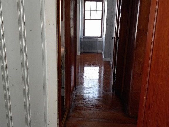 5th image of 505 Summit Ave