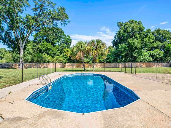 4th image of 424 Twin Bay Dr