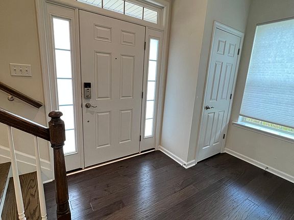 4th image of 33 Braeburn Ct