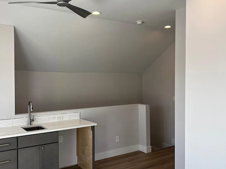 1295 N Utica St — Photo 20