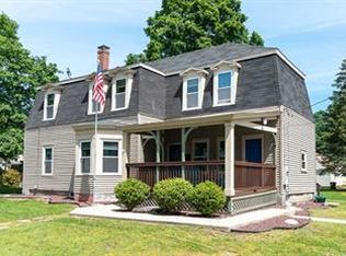 10 West St, Oxford, MA 01540