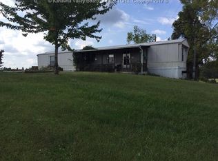 4045 Cain Ridge Rd, Leon, WV 25123
